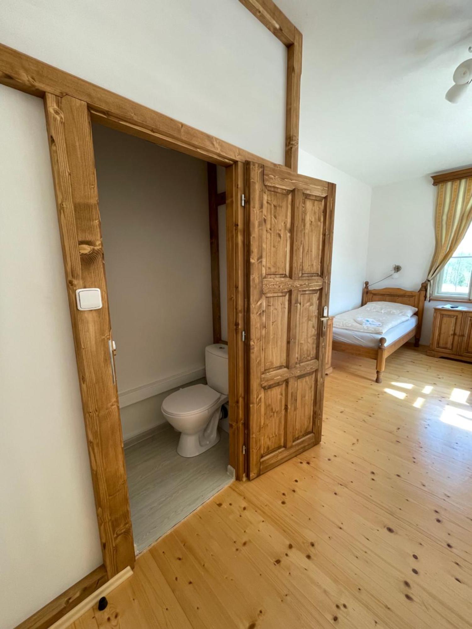 Zamecek Waldsteinovo Zatisi Hotell Svatoslav Exteriör bild